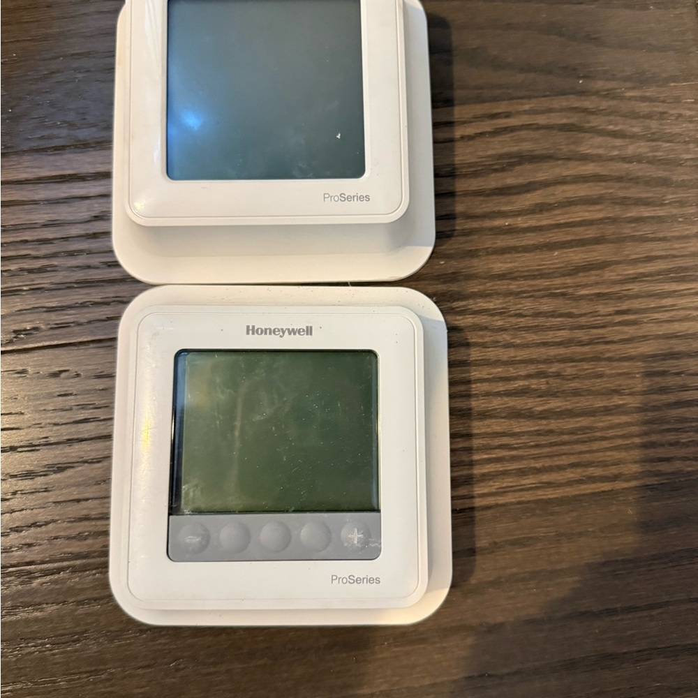 Honeywell ProSeries White Thermostats (2)